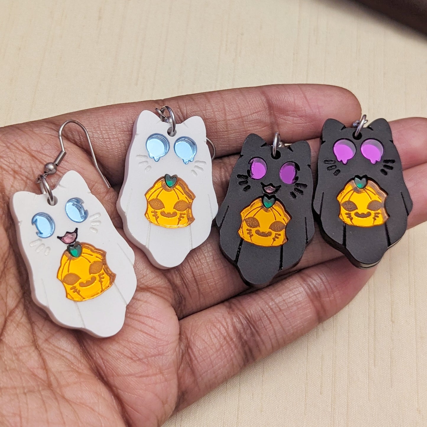 Spooky Kitty - Jack-O-Lantern Carver Earrings