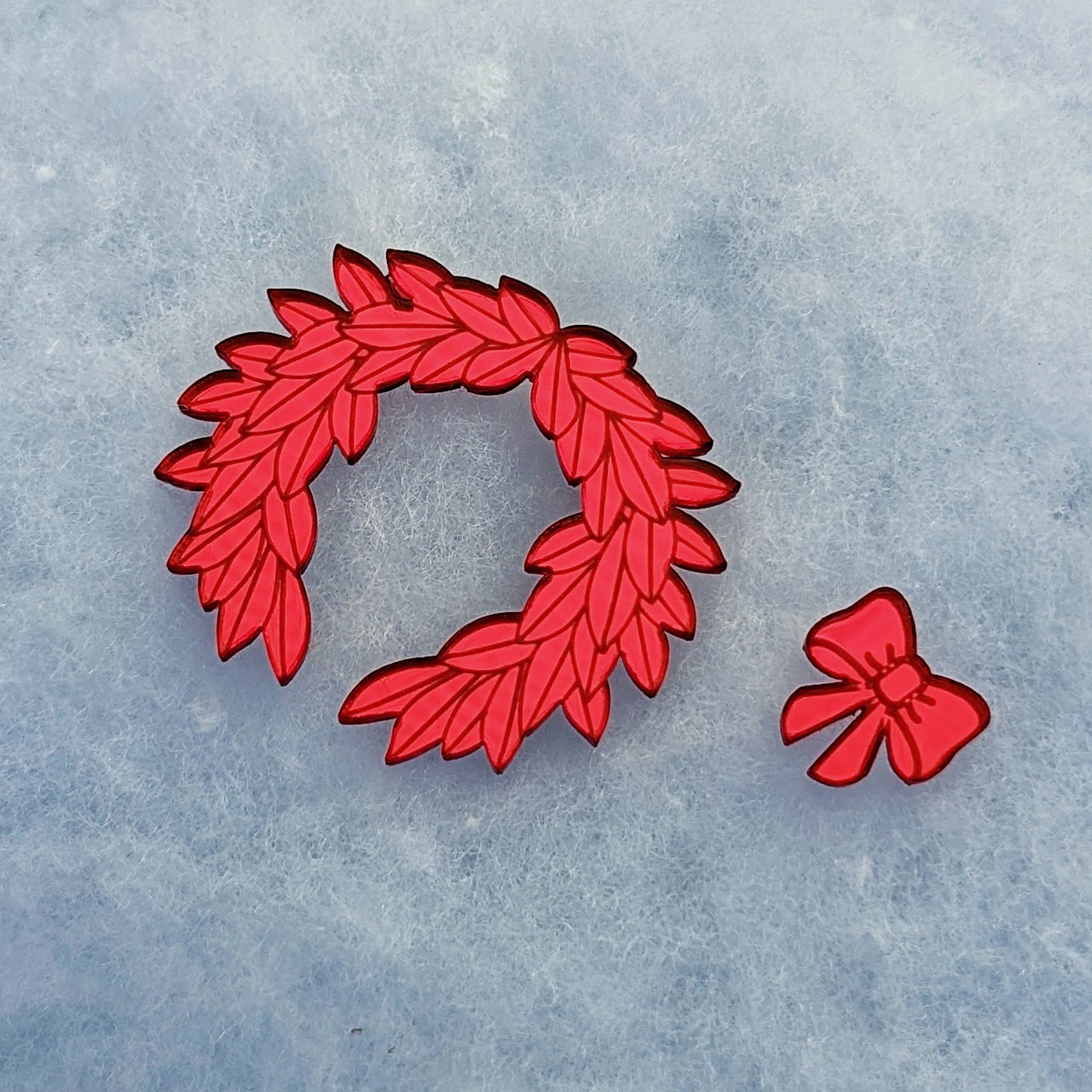 Holiday Laurel Wreath Brooch Pin