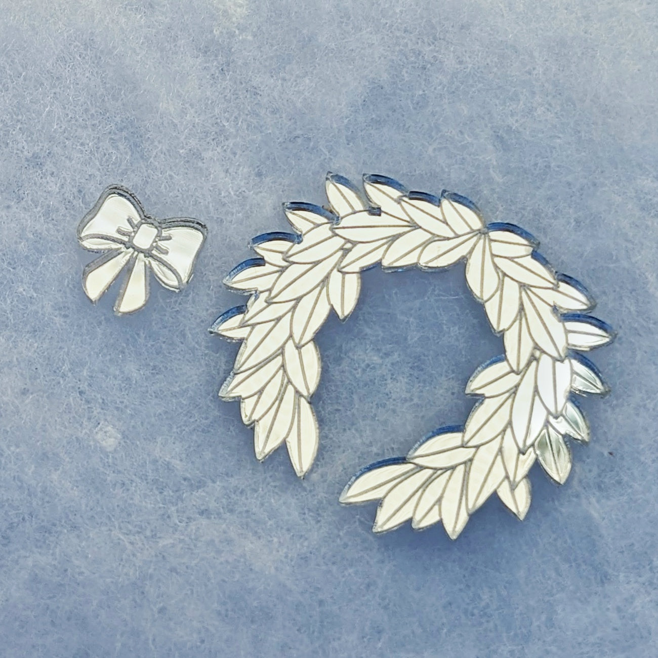 Holiday Laurel Wreath Brooch Pin