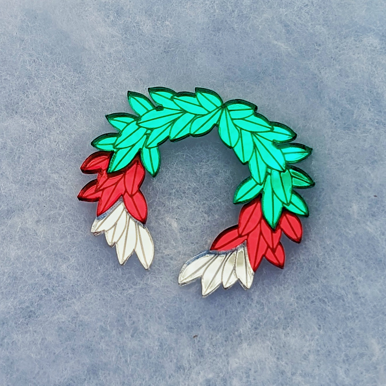 Holiday Laurel Wreath Brooch Pin