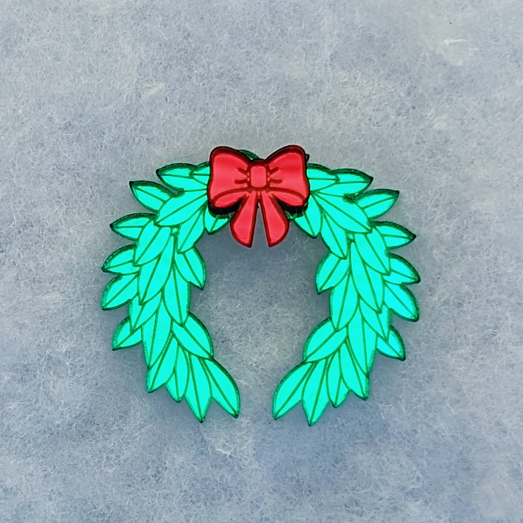 Holiday Laurel Wreath Brooch Pin