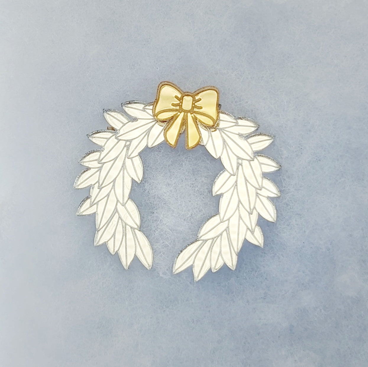 Holiday Laurel Wreath Brooch Pin