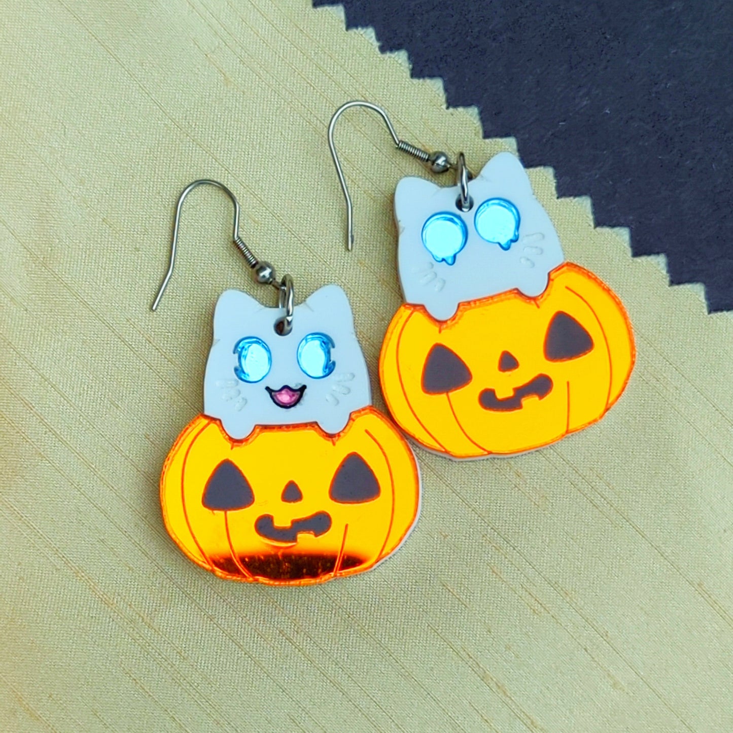 Spooky Kitty - In a Jack-O-Lantern Earrings