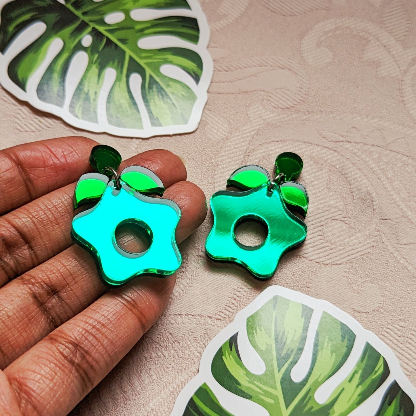 Green Starfruit Dangle Earring